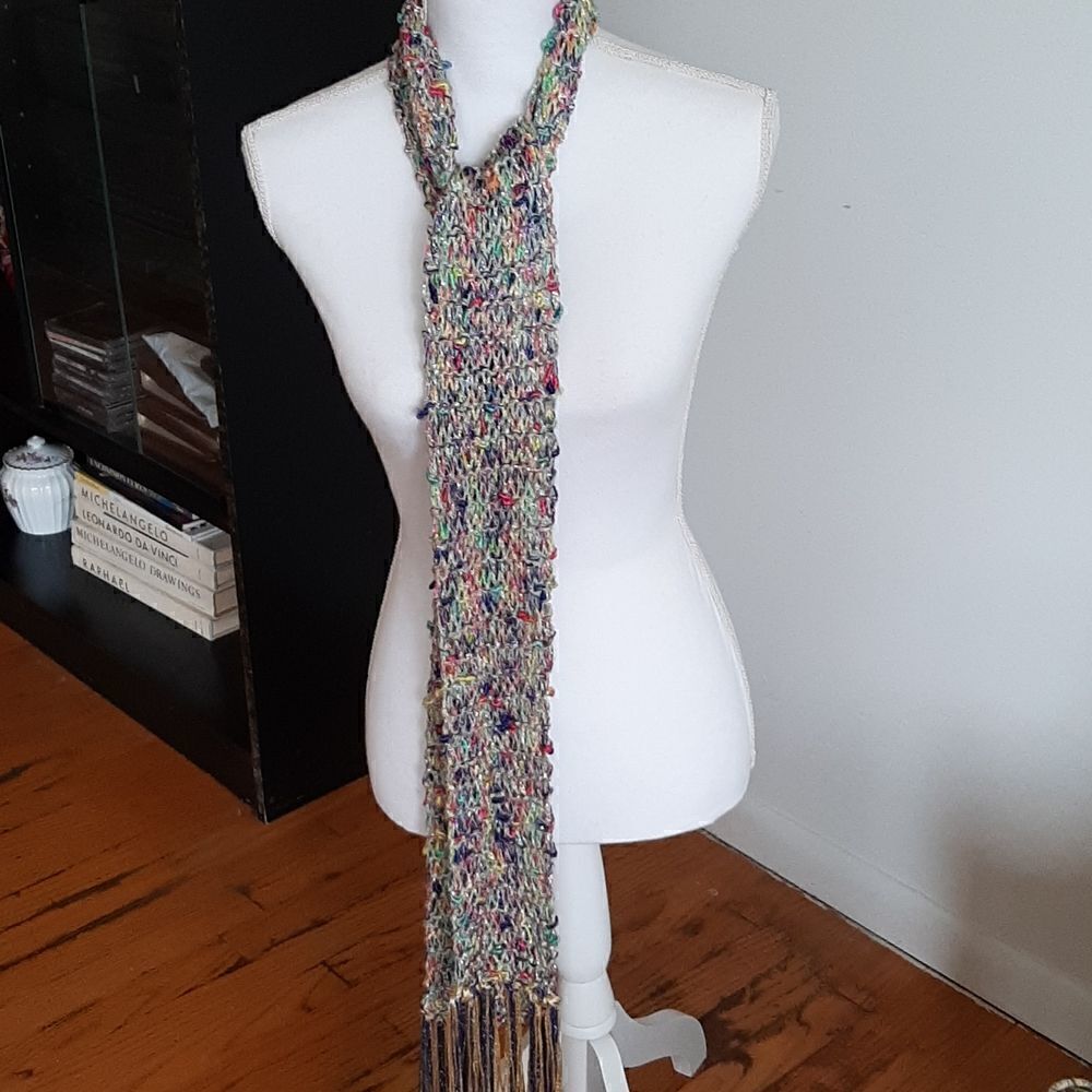 Glitzy knit scarf   - Picture 3 of 5